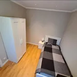 Rent 3 bedroom apartment in Lisbon