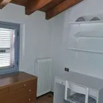 Affitto 3 camera appartamento di 70 m² in Piacenza