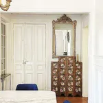 Rent 4 bedroom apartment of 108 m² in Paris