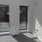 Rent 2 bedroom flat in East Midlands