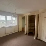 Rent 4 bedroom apartment in West Midlands