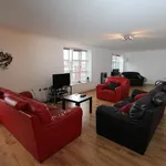 Rent 3 bedroom apartment in Yorkshire And The Humber