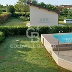 Rent 6 bedroom house of 230 m² in Seravezza