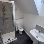 Rent 5 bedroom house in South East England