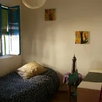 Rent a room in Seville']