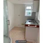 Rent 5 bedroom house in East Of England