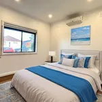 Rent 3 bedroom house in Greenacre