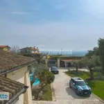 Rent 6 bedroom house of 650 m² in Rome