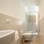 Rent 1 bedroom apartment of 70 m² in Florence