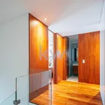 Rent 3 bedroom house of 150 m² in Lisbon