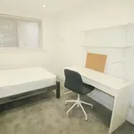 Rent 7 bedroom flat in East Midlands