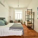 Rent 6 bedroom apartment in Lisbon