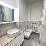 Rent 3 bedroom apartment of 92 m² in Milano