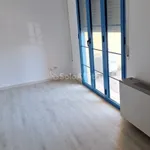 Affitto 3 camera appartamento di 80 m² in Rimini