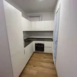 Rent 2 bedroom apartment of 65 m² in Milan