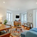 Rent 2 bedroom apartment of 700 m² in Lisbon