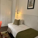 Rent 4 bedroom apartment in Lisbon