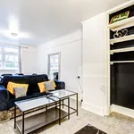 Rent 2 bedroom apartment of 42 m² in London