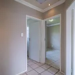 Rent 3 bedroom house of 50392 m² in Roodepoort