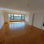 Rent 4 bedroom apartment in Liège