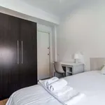 Rent a room of 100 m² in madrid