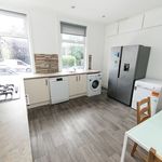 Rent 6 bedroom house in Leeds