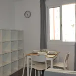 Rent 4 bedroom apartment in Barcelona