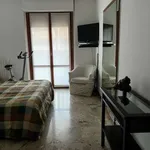 Rent 6 bedroom apartment of 140 m² in Milan