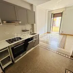 Rent 2 bedroom apartment of 70 m² in Milano