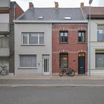 Huur 2 slaapkamer huis van 112 m² in Roeselare