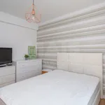 Apartamento T2 em moradia, terraço, Queijas