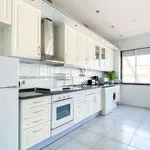 Rent 3 bedroom apartment in lisbon