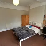 Rent 5 bedroom house in Leeds