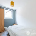 Rent 4 bedroom flat in Edinburgh