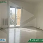 Rent 3 bedroom apartment of 90 m² in Bari