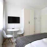 Rent 1 bedroom apartment of 25 m² in Cologne