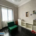 Rent 3 bedroom apartment of 90 m² in Genoa