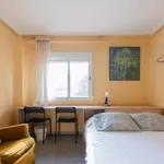 Rent 5 bedroom apartment in Valencia