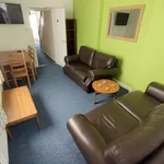 Rent 5 bedroom house in Swansea