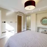 Rent 3 bedroom apartment in London