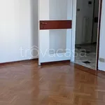 Rent 3 bedroom apartment of 90 m² in Milano