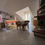 Affitto 2 camera appartamento di 55 m² in San Benedetto del Tronto