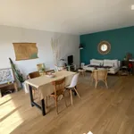 Appartement de 67 m² avec 3 chambre(s) en location à Bordeaux