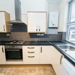 Rent 4 bedroom house in Leeds