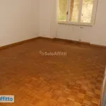 Rent 3 bedroom apartment of 129 m² in Genoa