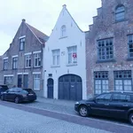 Appartement de 136 m² avec 2 chambre(s) en location à Bruges