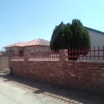 Rent 2 bedroom house in Gauteng