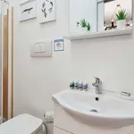 Rent 3 bedroom apartment in Milan