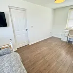 Rent 4 bedroom house in North West England