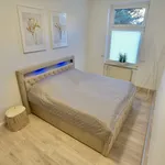 Miete 3 Schlafzimmer wohnung von 95 m² in Magdeburg